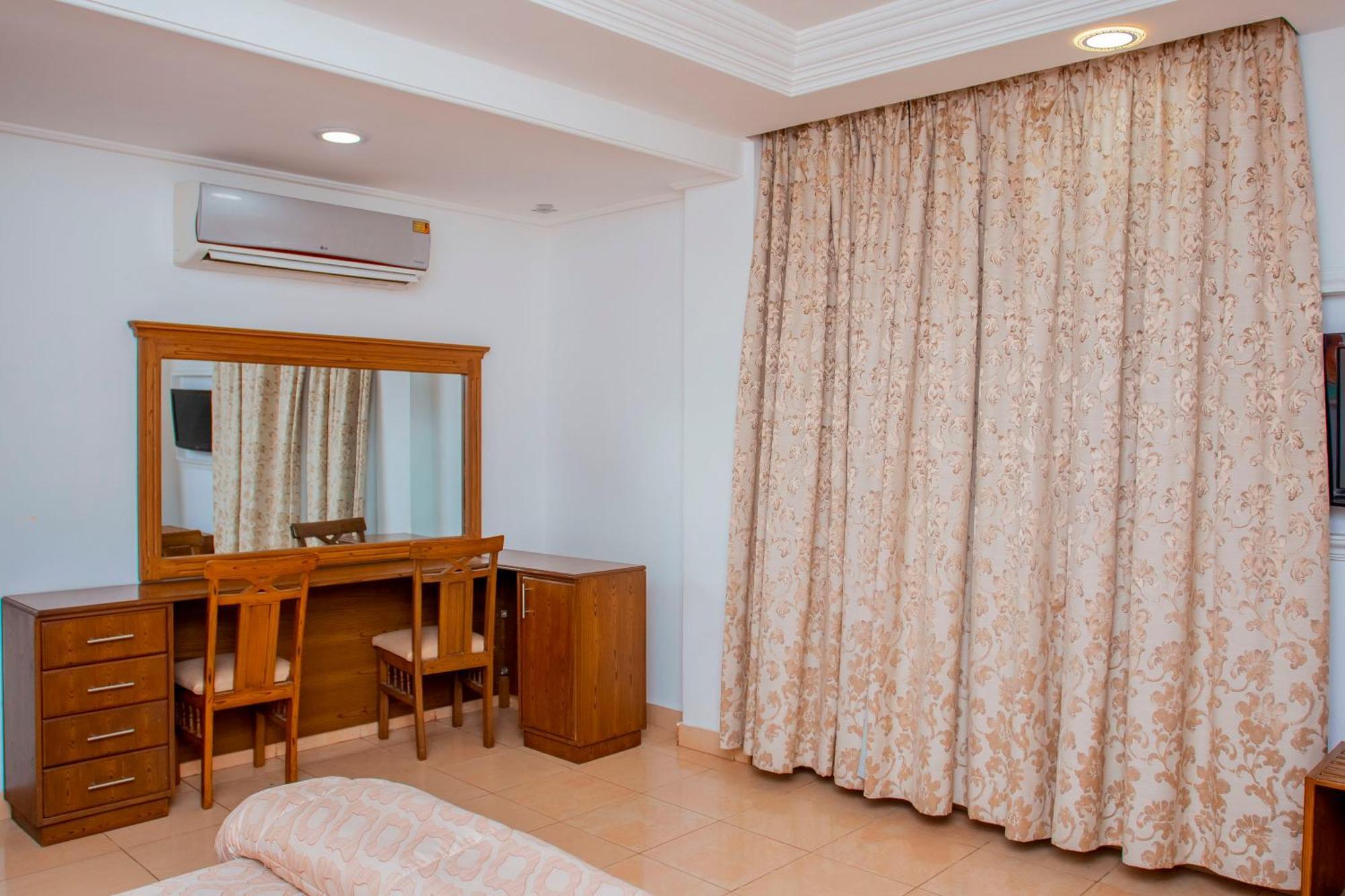 Sleep Inn Hotel - City Centre Dar es Salaam Esterno foto